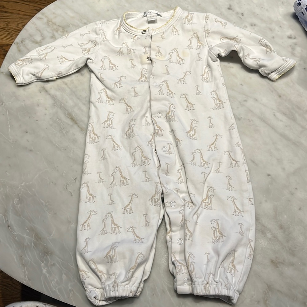 Kissy Kissy Footie Play Condition